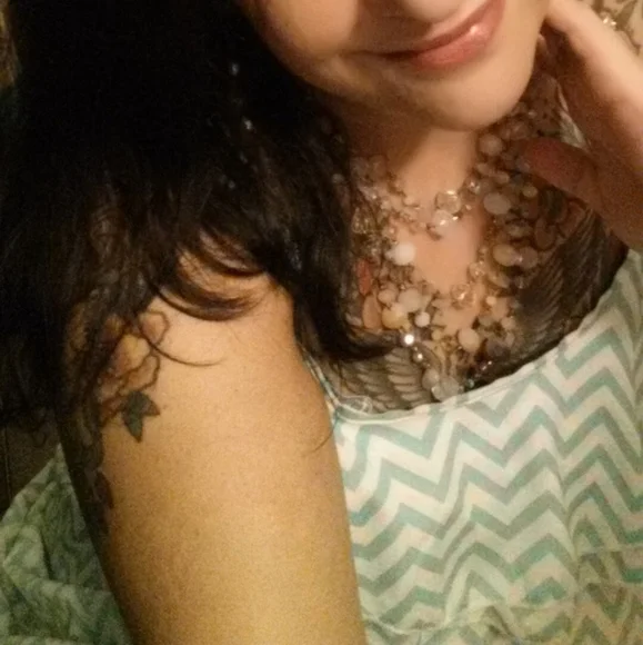 Ruffled Summer Dress - Picture 6 of 6